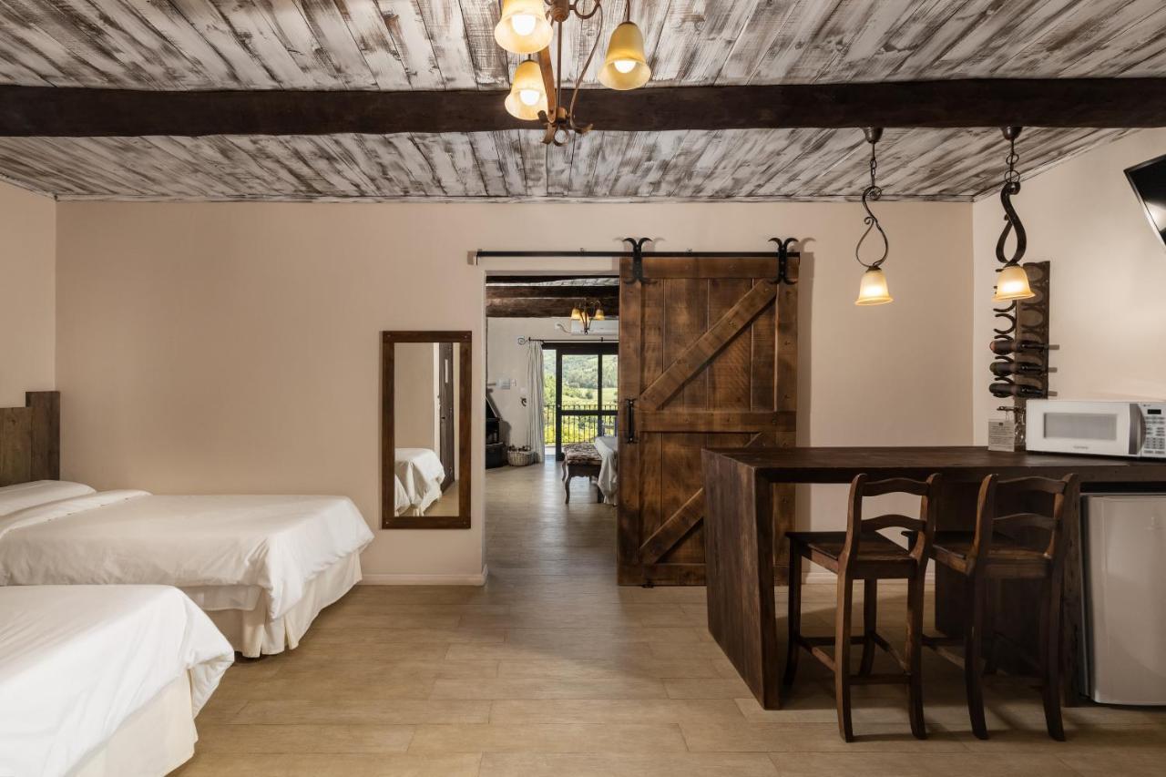 Estribo Hotel Estancia Santo Antonio da Patrulha エクステリア 写真