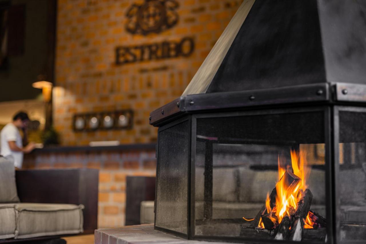 Estribo Hotel Estancia Santo Antonio da Patrulha エクステリア 写真